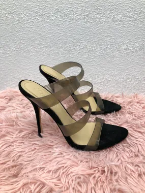 Black Shoes Heels Stiletto Vince Camuto, Size 6.5