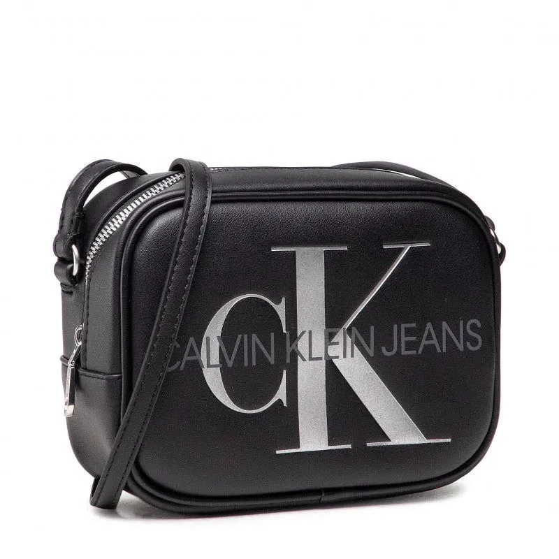 Calvin Klein Jeans Sculpted Camera Bag