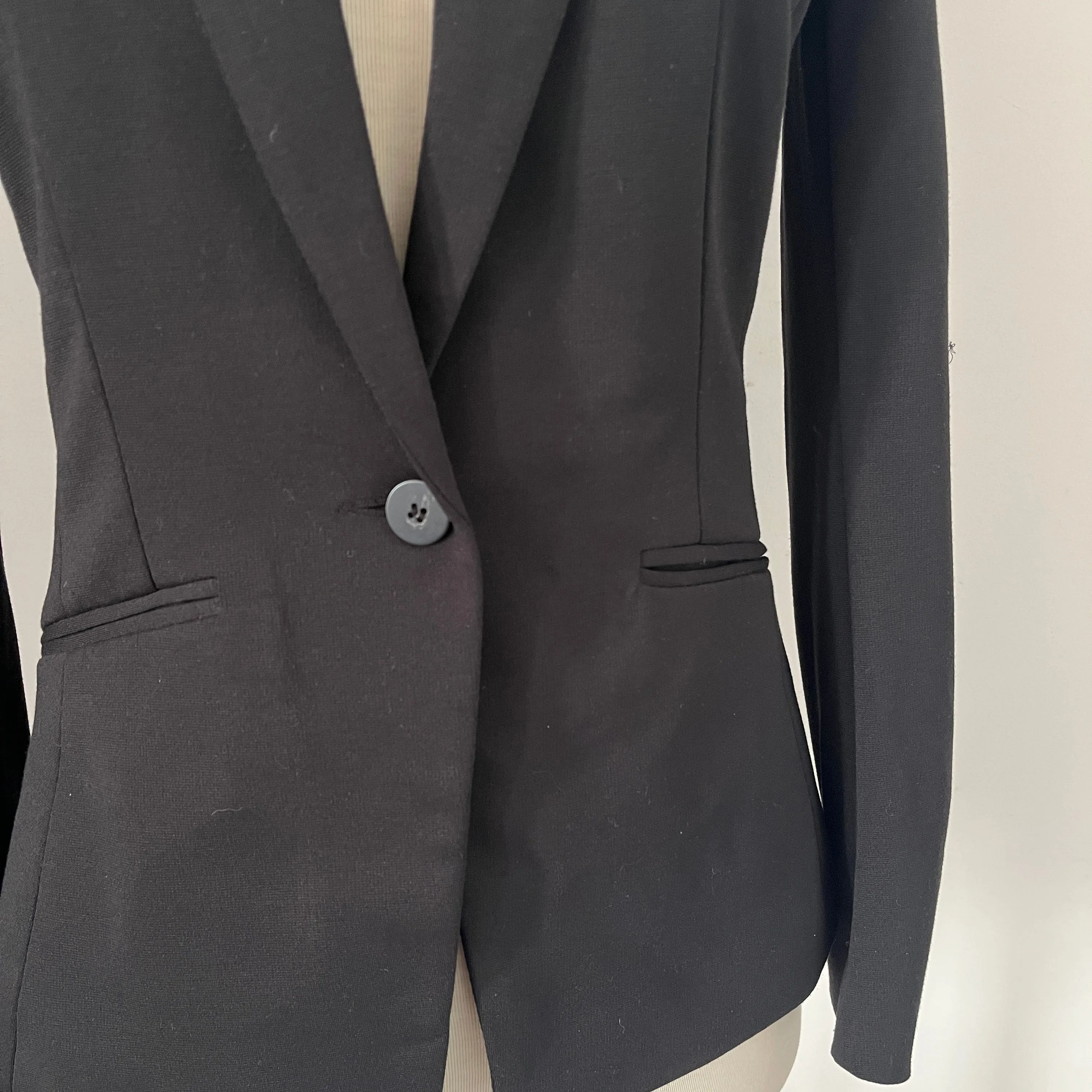 H&M Black Single-button Blazer | Pre Loved |