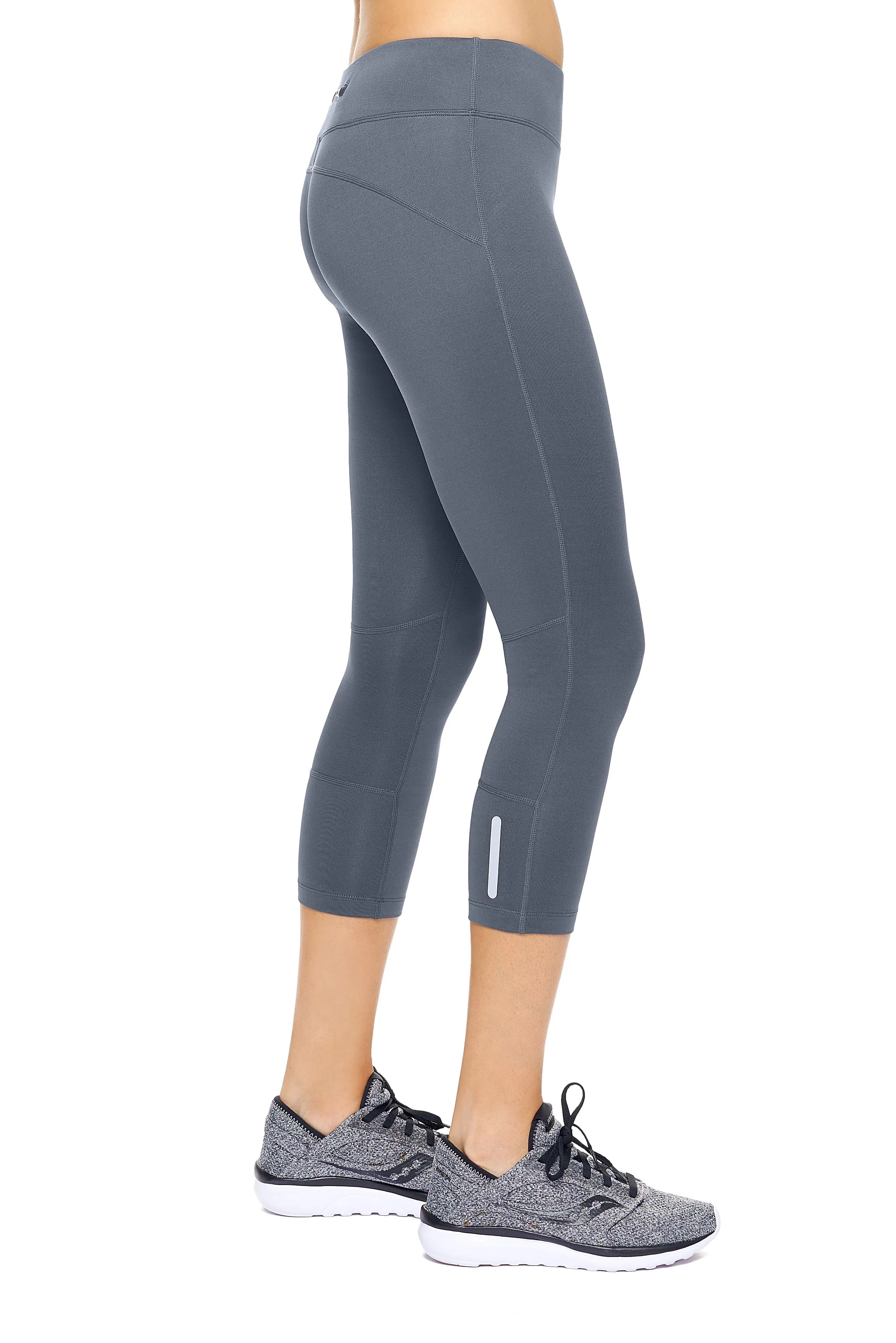 Mid-Rise Zip Pocket Capri Leggings